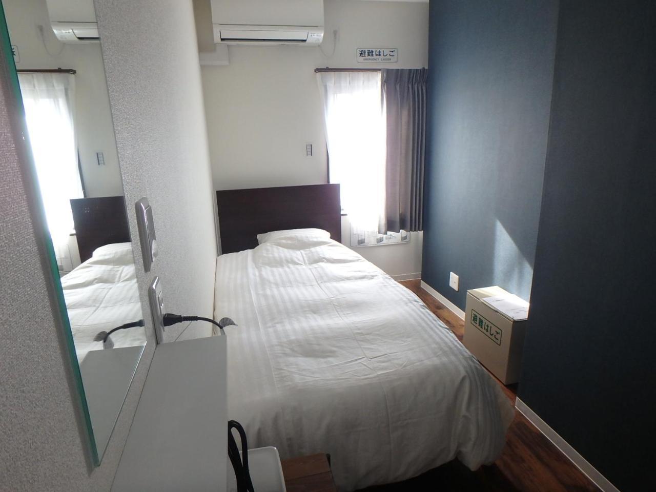 Bed & Breakfast RENGA 代官山 東京都 エクステリア 写真